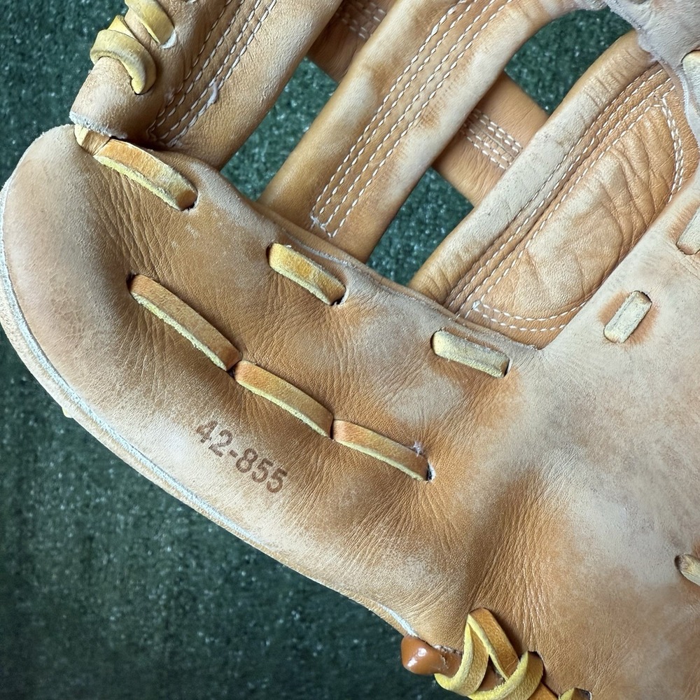 Spalding Dwight Gooden RHT Baseball Glove Mitt 42-855 Top Grain Leather - Picture 5 of 11
